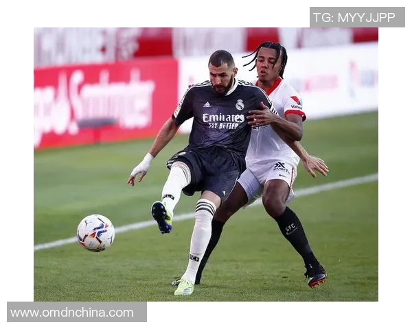 欧联杯精彩对决皇马凭神扑战胜拜仁引发转会热议