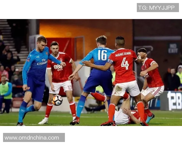 英超精彩对决：里昂与阿森纳激战成平局补时进球引发全场狂欢